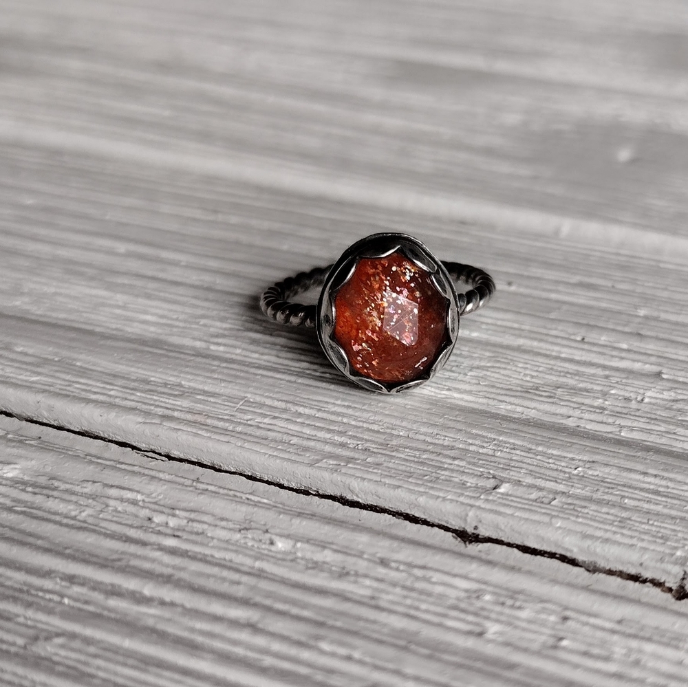 Sunstone Ring - Picture 6 of 16